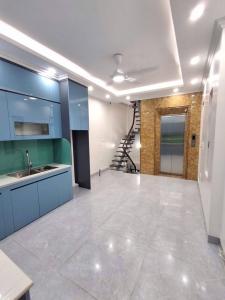 bán nhanh nhà Trần Phú Hà Đông DT 35m2 x 6 tầng thang máy gần ô tô giá 11 tỷ